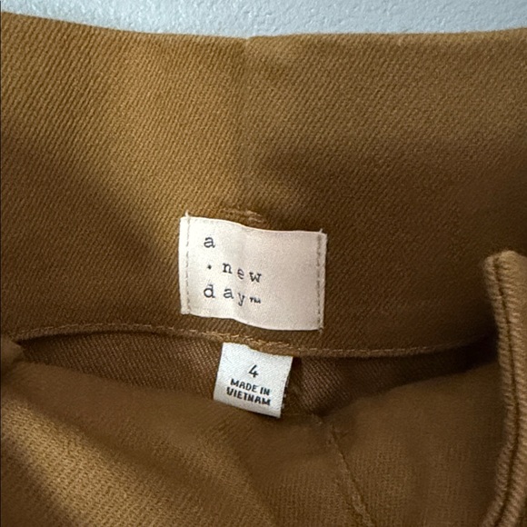 a new day Womens High-Waisted Belted Trouser Career Academia Pant Khaki Size 4 - Picture 2 of 12